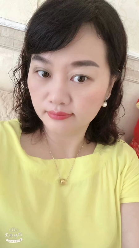 微笑的第一张照片--石家庄相亲服务中心