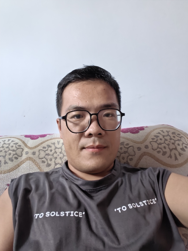 卫TF的第一张照片--石家庄相亲服务中心