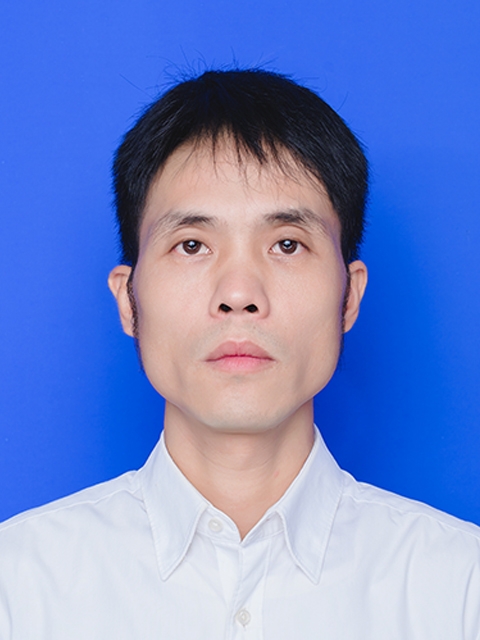 魅力中年的第一张照片--石家庄相亲服务中心