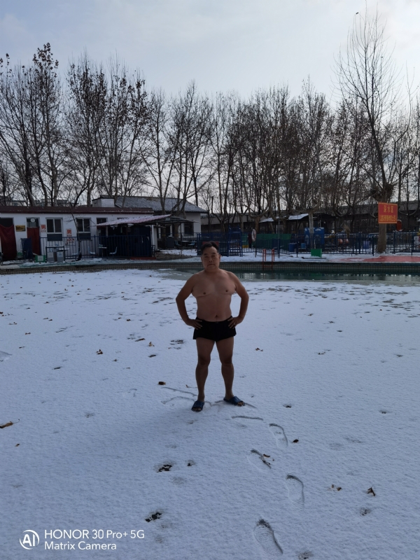 老顽童的第三张照片--石家庄相亲服务中心