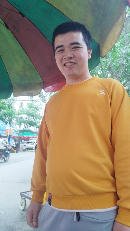 海中寻花柳的第一张照片--石家庄相亲服务中心