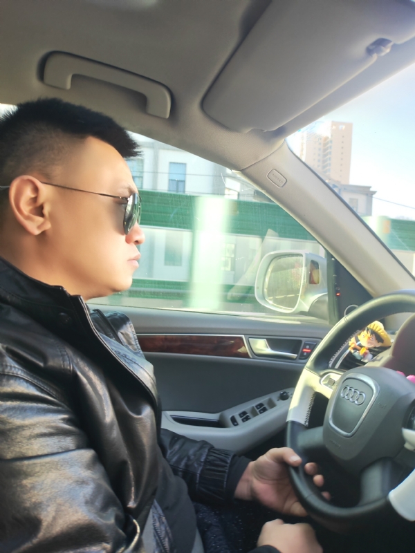 Mr陈的第一张照片--石家庄相亲服务中心