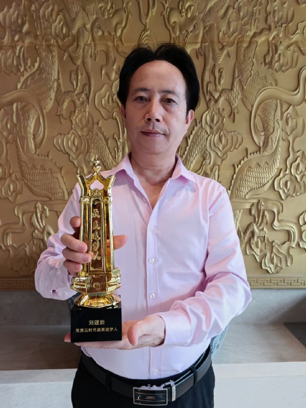 青春有你的第二张照片--石家庄相亲服务中心