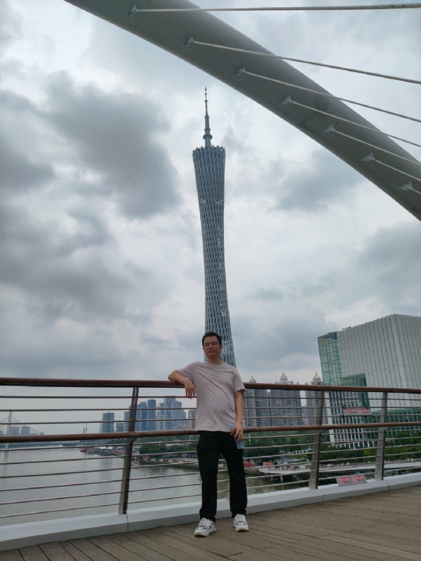 幻胧的第一张照片--石家庄相亲服务中心