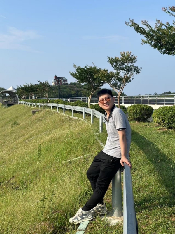 悠人的第一张照片--石家庄相亲服务中心