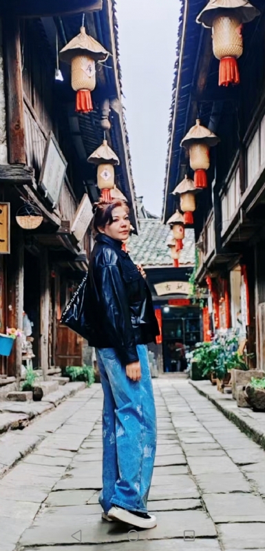 宛霞的第五张照片--石家庄相亲服务中心