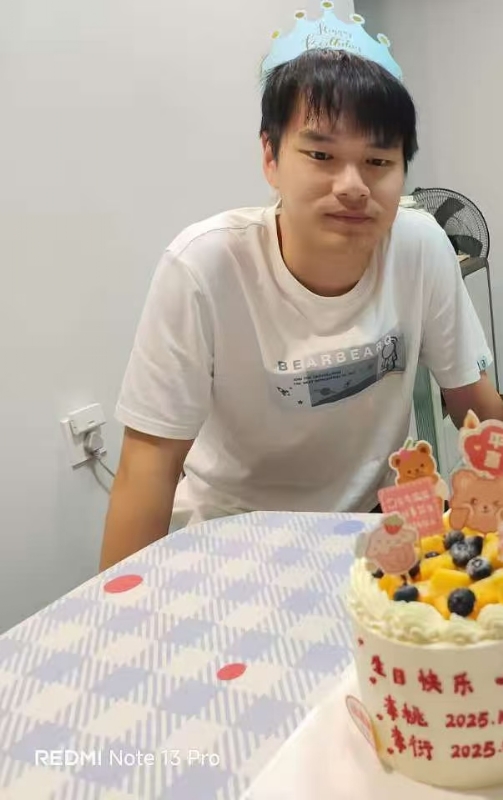 yan的第一张照片--石家庄相亲服务中心