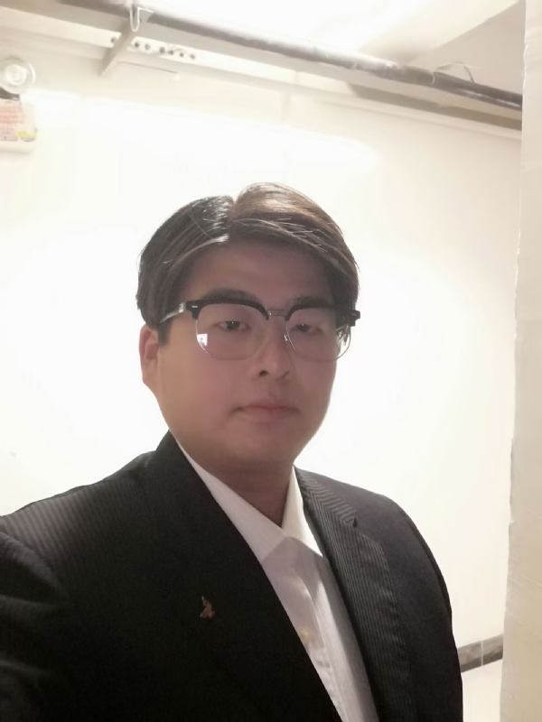 孤独一人的第一张照片--石家庄相亲服务中心