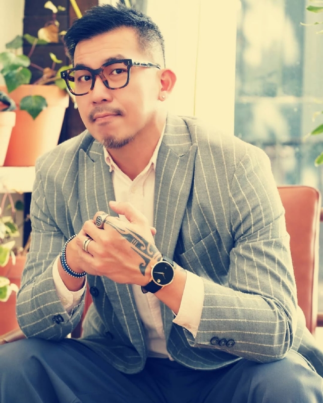 晚风渡半舟的第一张照片--石家庄相亲服务中心