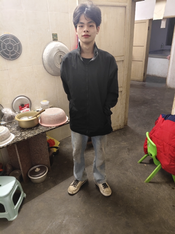 铭泽的第一张照片--石家庄相亲服务中心