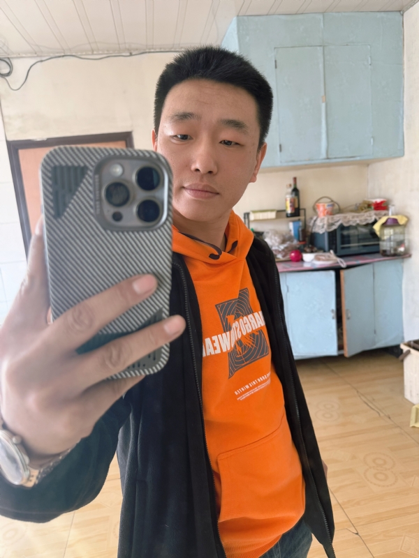 烟花易笑的第五张照片--石家庄相亲服务中心