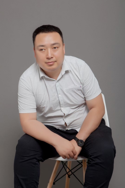 带着梦想去旅行的第一张照片--石家庄相亲服务中心