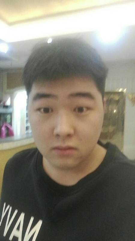 丹尼的第二张照片--石家庄相亲服务中心