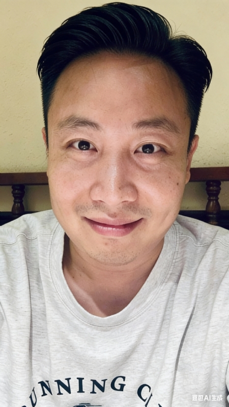 巾凡的第二张照片--石家庄相亲服务中心