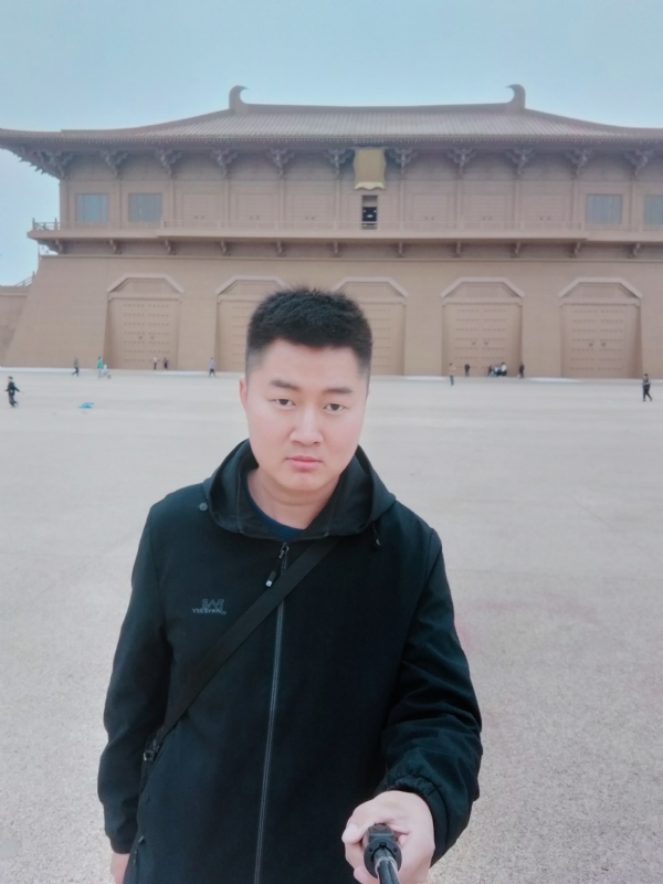 放肆的青春的第三张照片--石家庄相亲服务中心