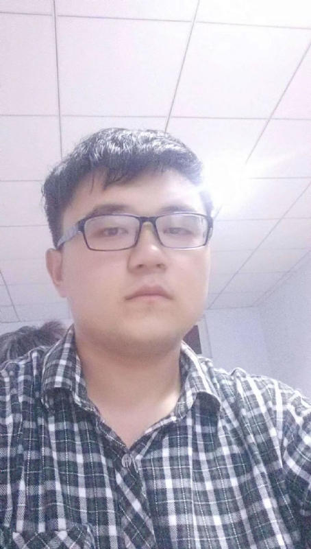 颜色不一样的黄的第一张照片--石家庄相亲服务中心