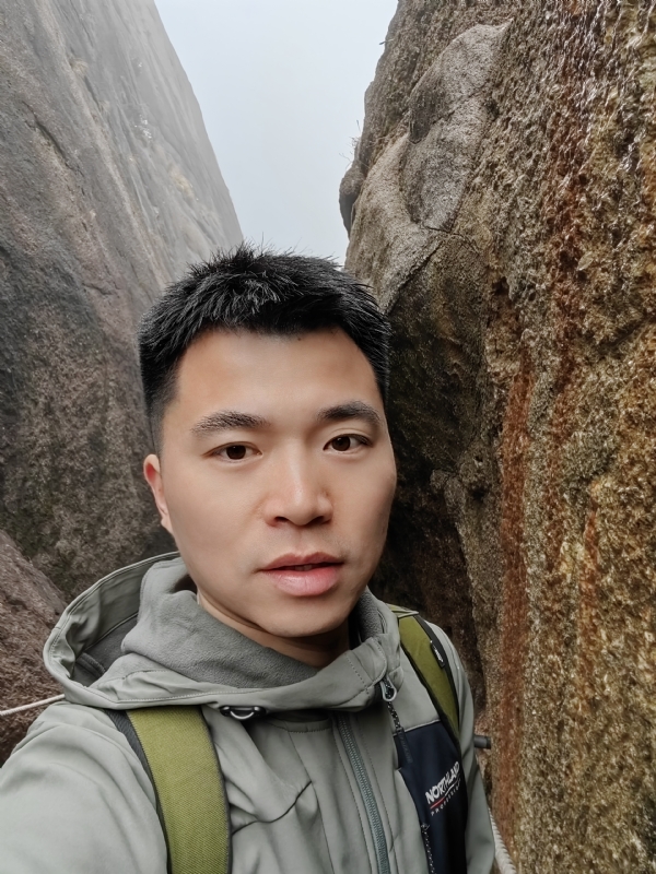 讲不出再见的第四张照片--石家庄相亲服务中心