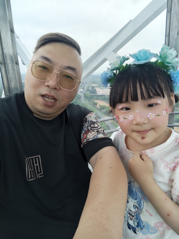 风雨彤周的第三张照片--石家庄相亲服务中心