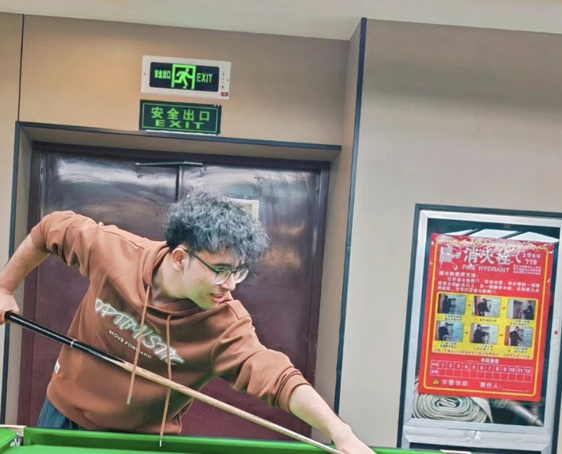 小鬼的第一张照片--石家庄相亲服务中心