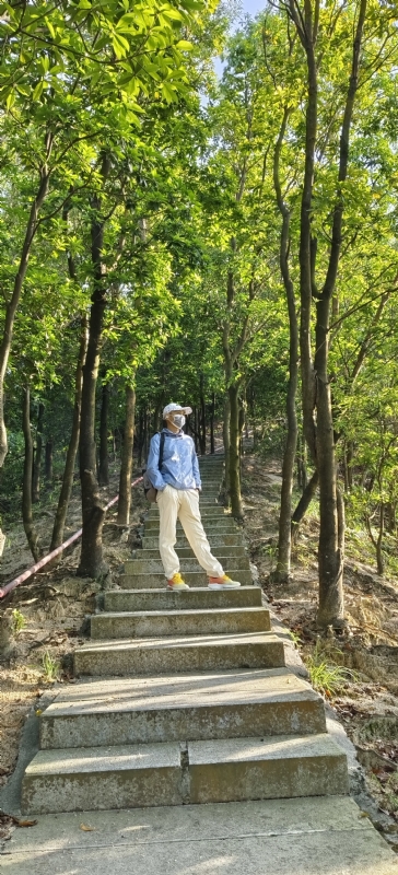 书衣的第三张照片--石家庄相亲服务中心