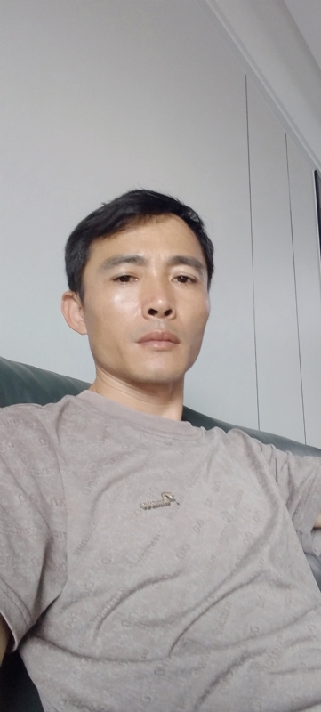 小陈的第一张照片--石家庄相亲服务中心